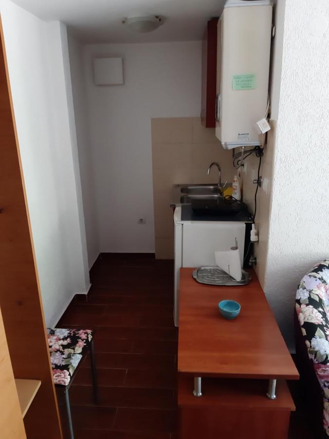 Appartamento Apartman Tristan Herceg Novi Esterno foto