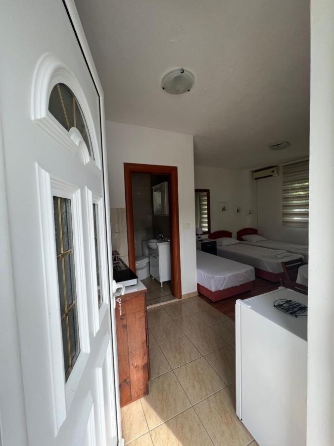 Appartamento Apartman Tristan Herceg Novi Esterno foto